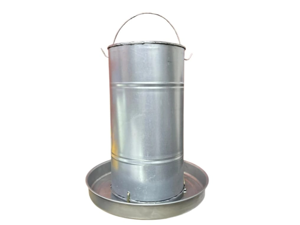 TOLVA METALICA DE ALIMENTO 3 KG.