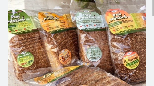 Pan Masa Madre y Galletitas Integrales y varios