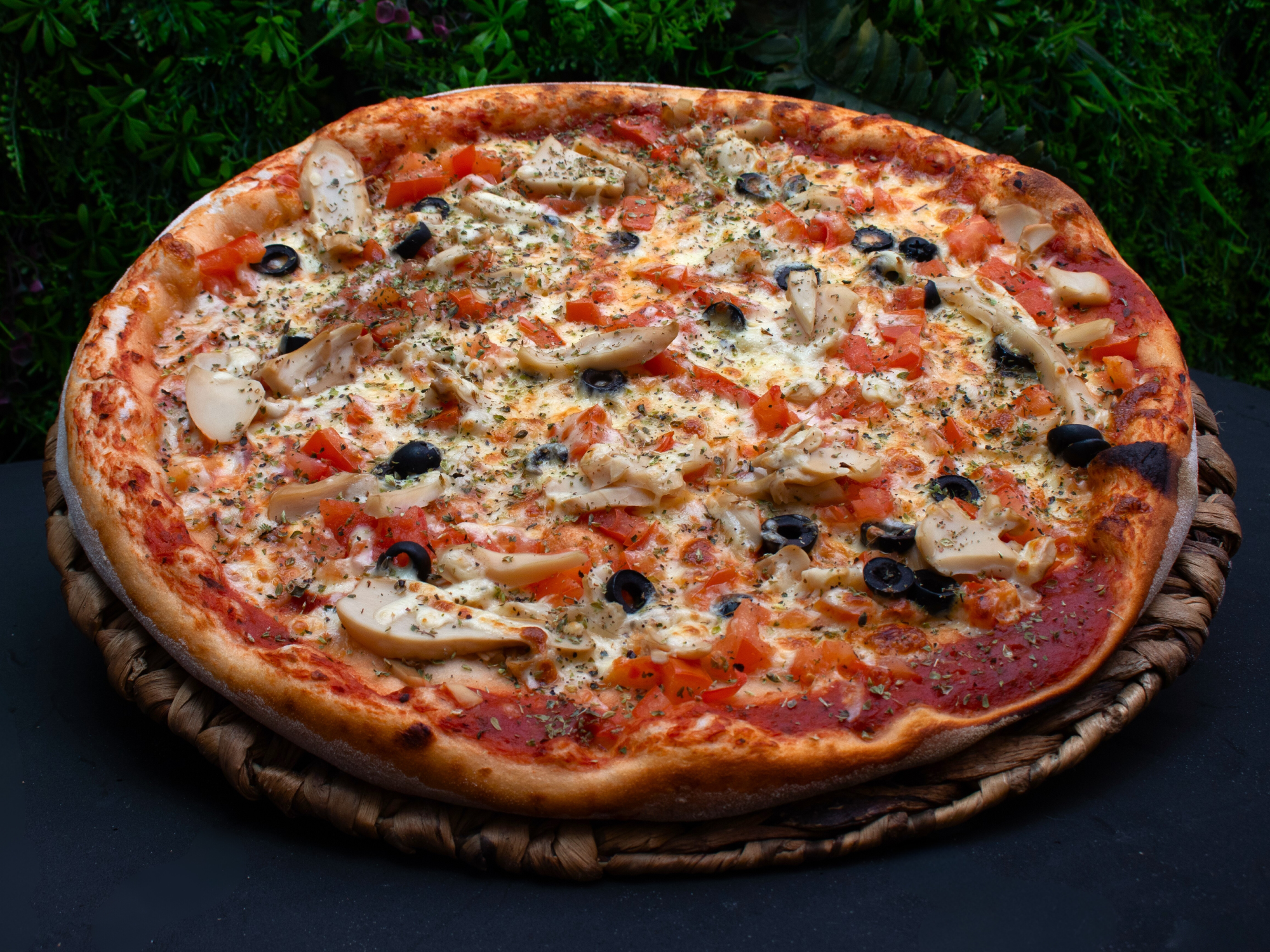 Pizza Aceituna, Tomate, Champiñones