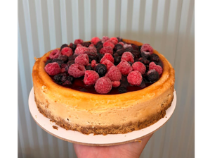 CHEESCAKE HORNEADO CON FRUTOS de PANADERIA LA MONTAÑA TRELEW