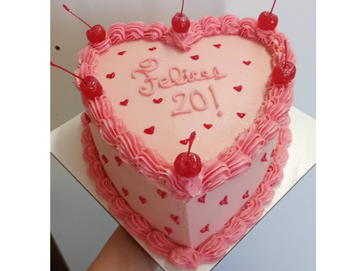 TORTAS CORAZÓN BUTTERCREAM