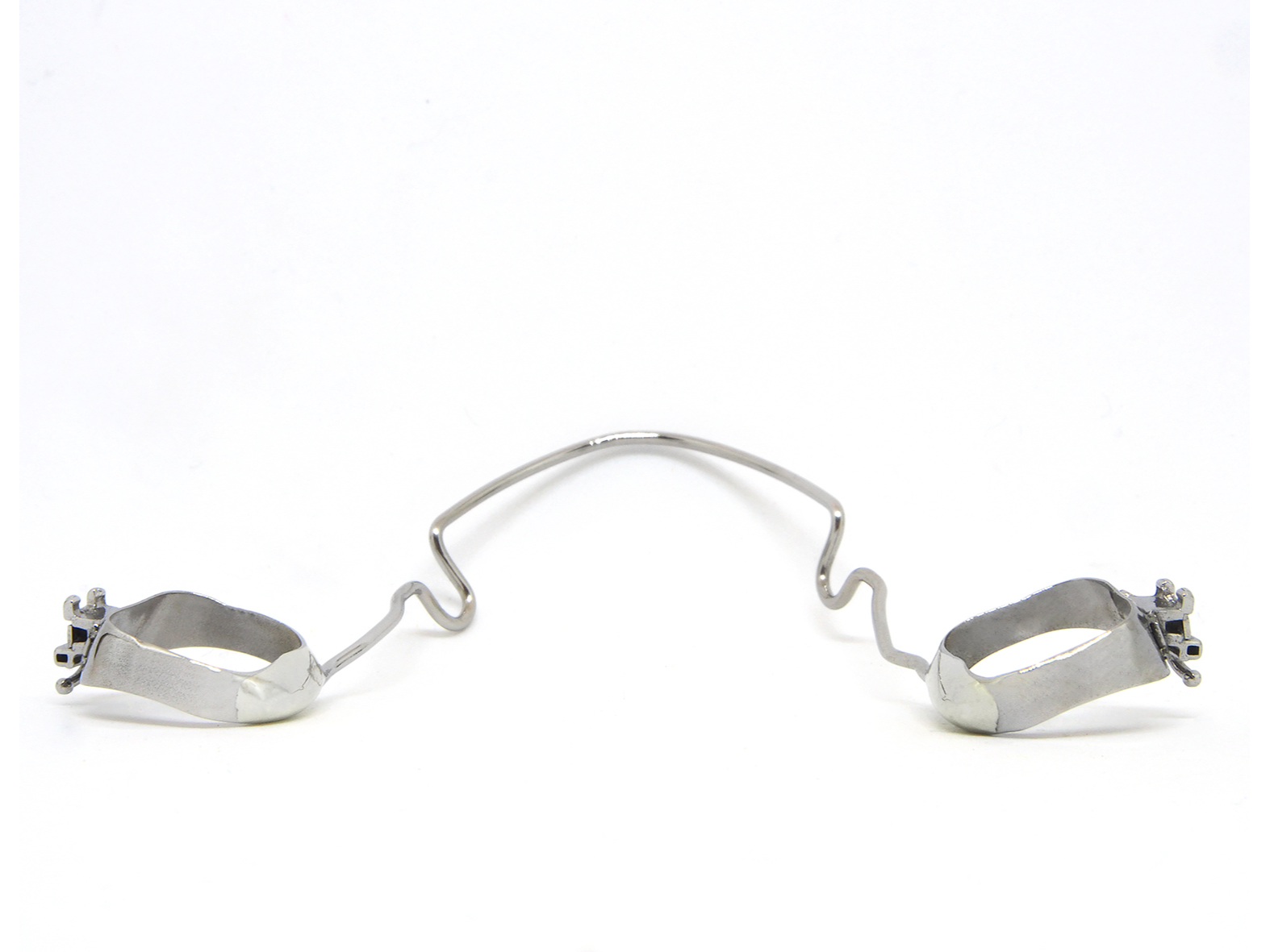 Arco lingual con ansas