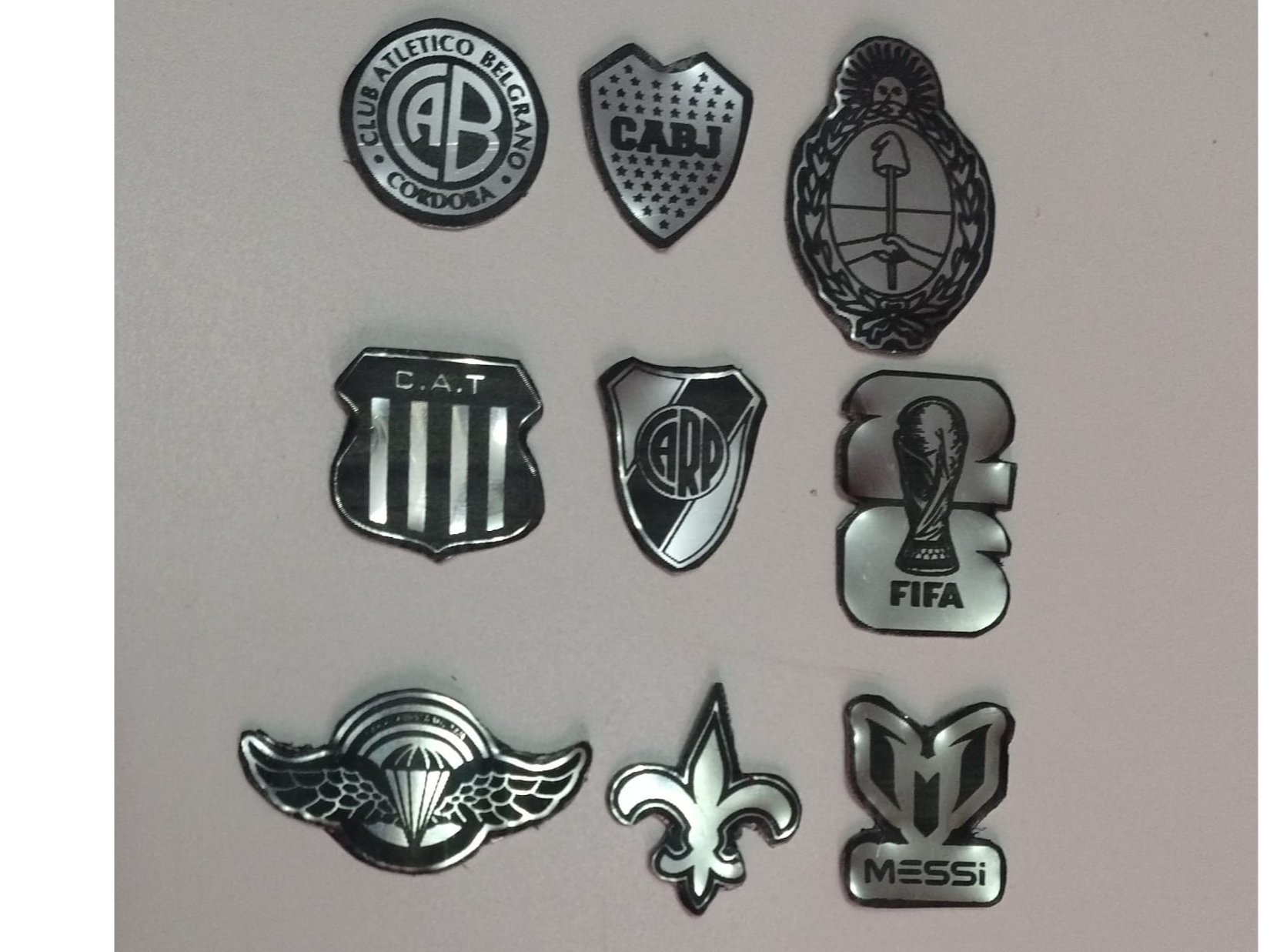Dijes hasta 4cm
