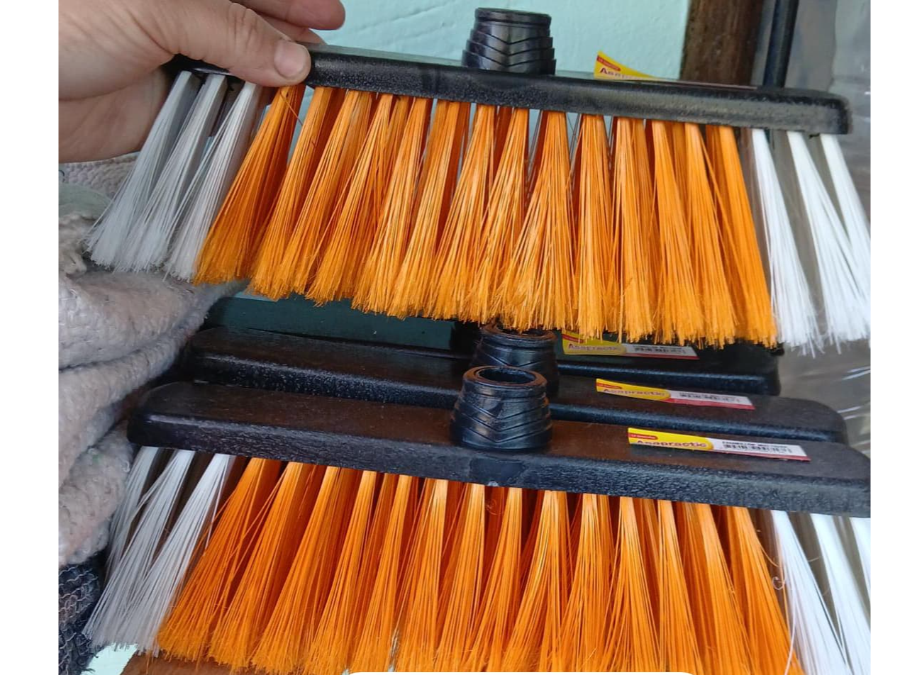 ESCOBILLON LAQUEADO PREMIUM