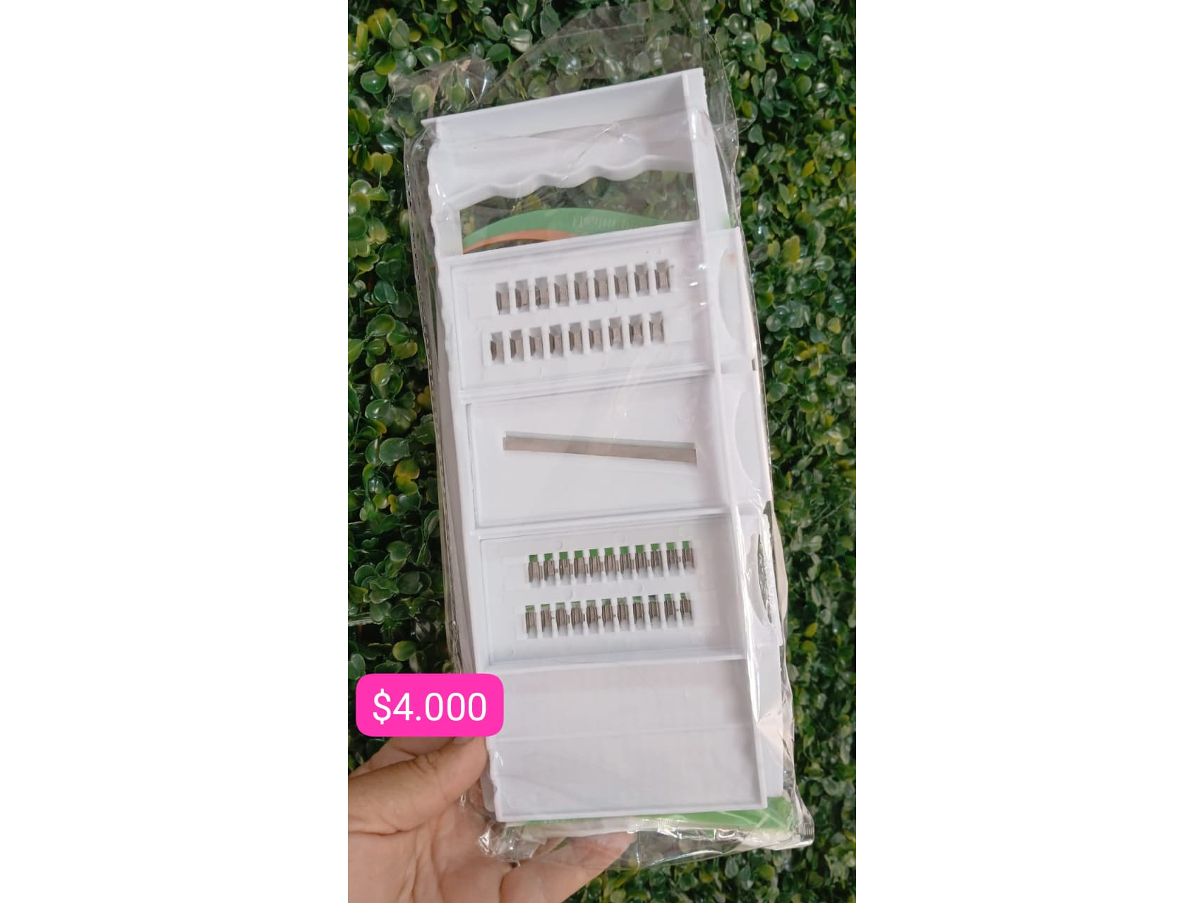 Mandolina con 4 cortes distintos