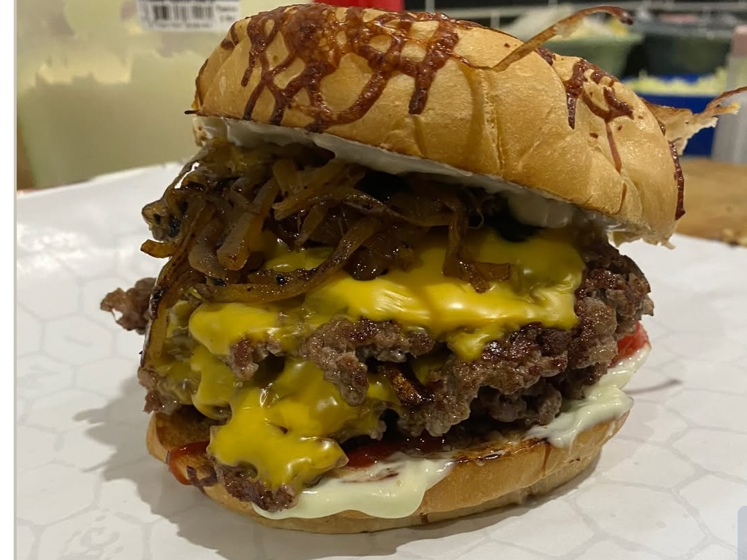 HAMBURGUESA TRIPLE