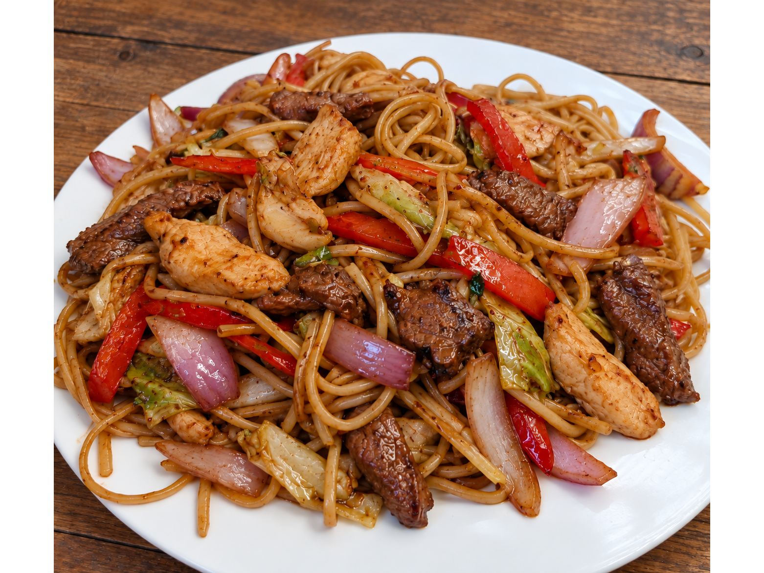 Tallarin Saltado ㅤㅤㅤㅤㅤㅤ(Ver variedades)