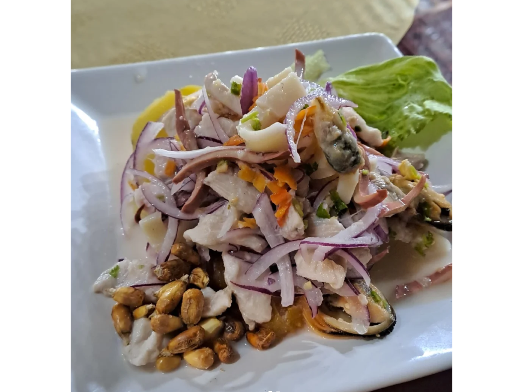 Ceviche Mixto (MITAD)