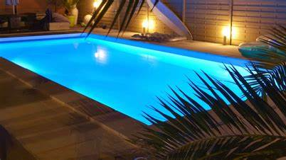 Iluminación para  piscinas