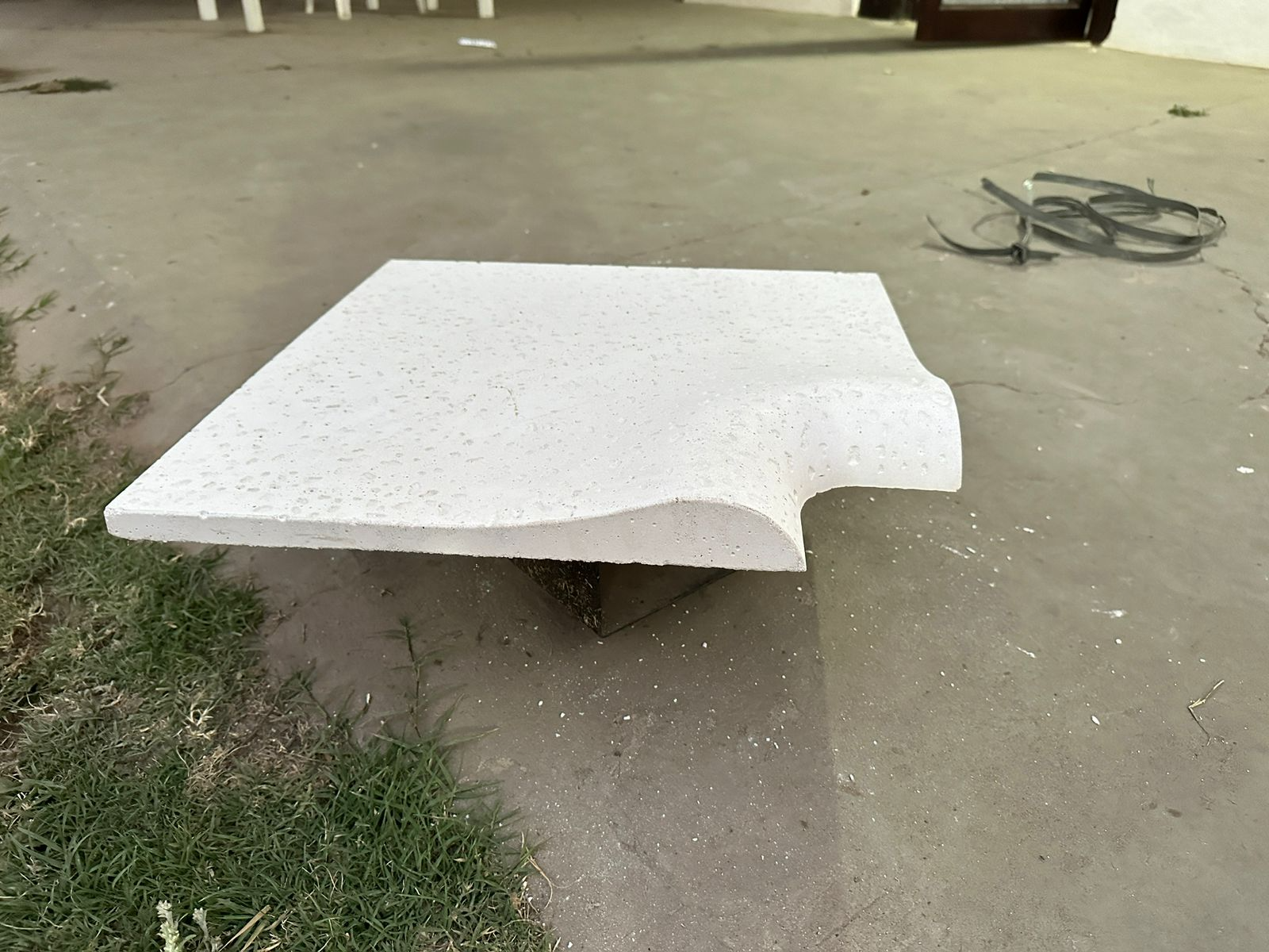 Esquinero 50 x 40 cm.