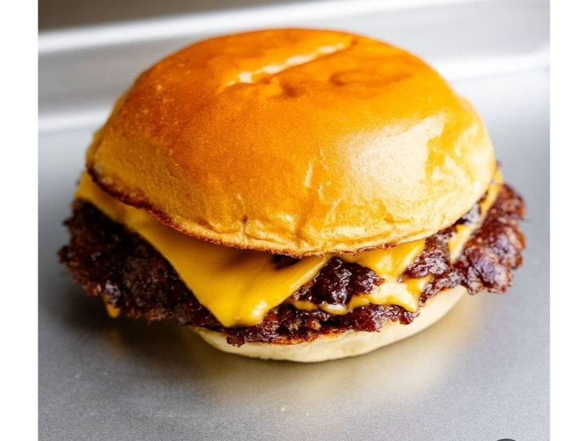 Chesse burguer doble c/papas