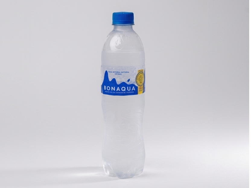 AGUA SIN GAS