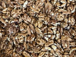 NUECES MARIPOSAS DORADAS POR KILO