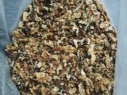 NUECES PARTIDAS DORADAS Por kilo