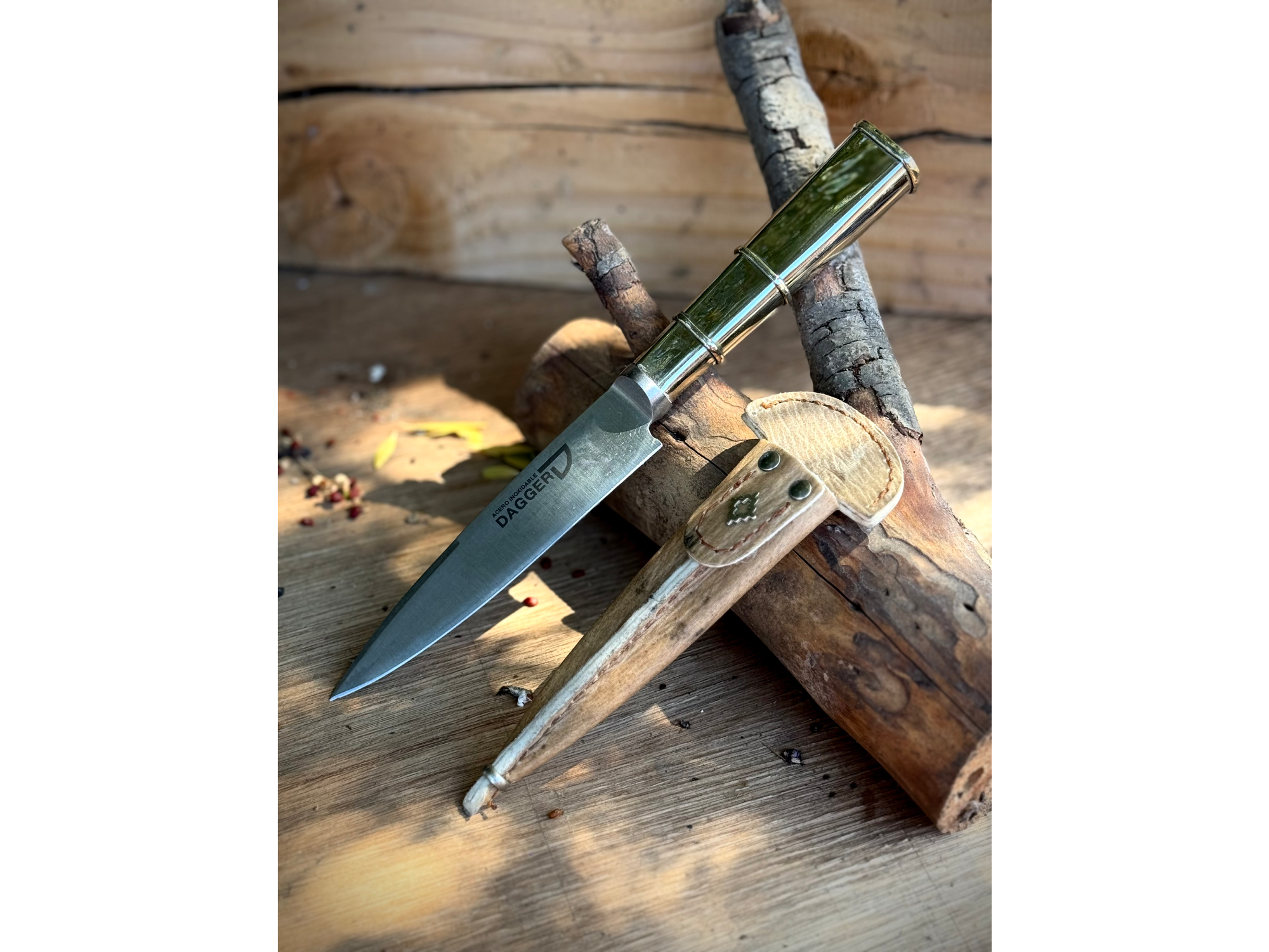 Cuchillo Dagger ALPACA y vaina cruda