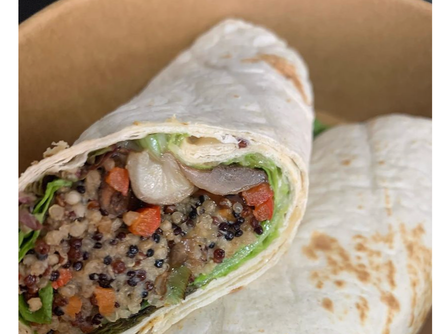 Quinoa, Humus y  Verduras Asadas