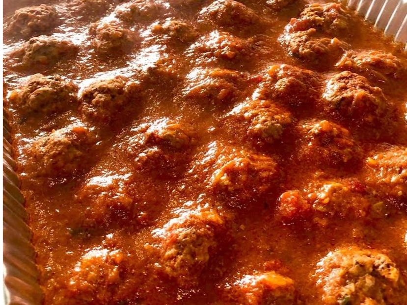 Albondigas con salsa de tomates