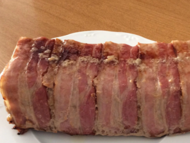 Asado Alemán con queso y tocino