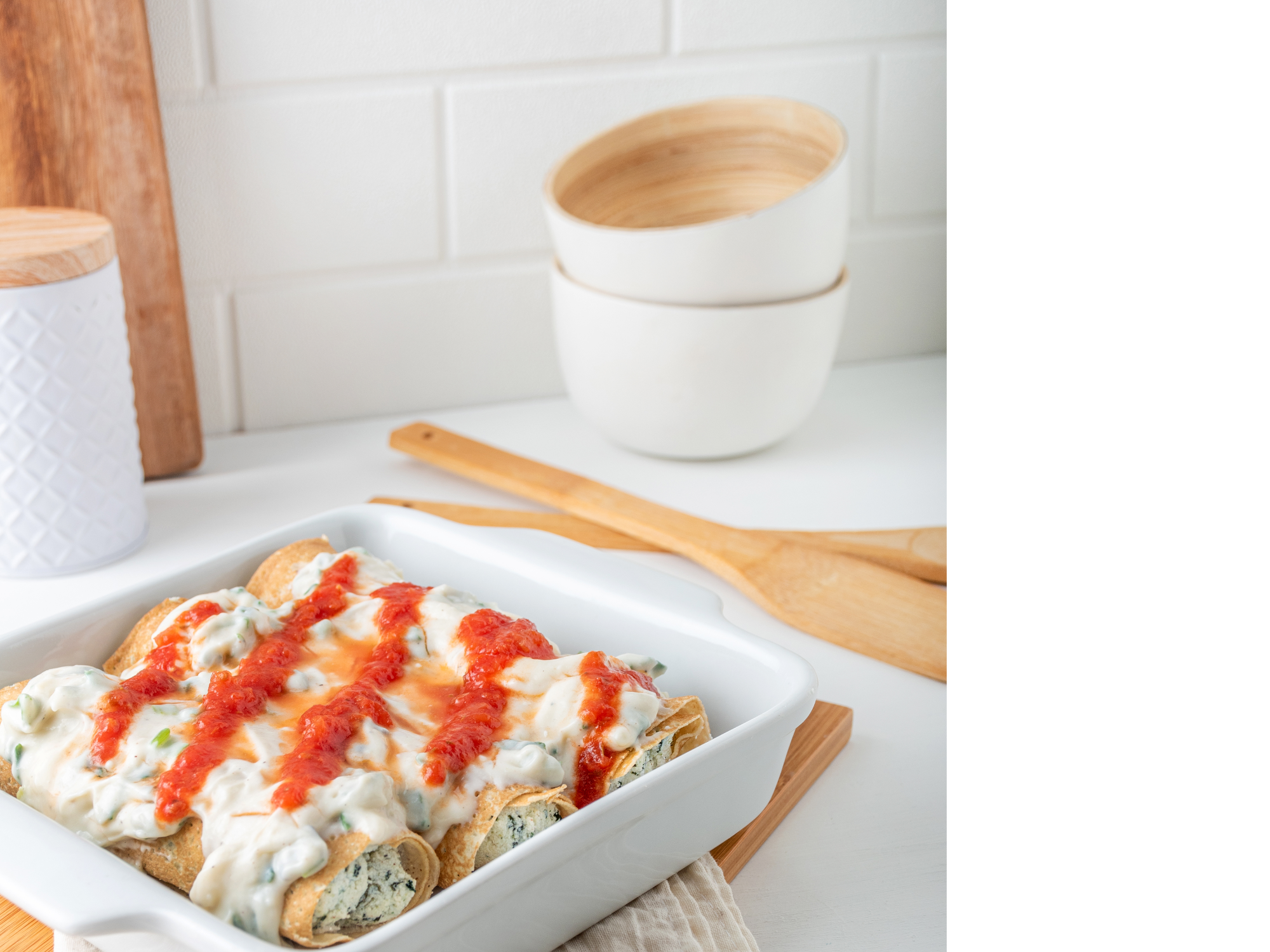 CANELON VEGANO CON SALSA