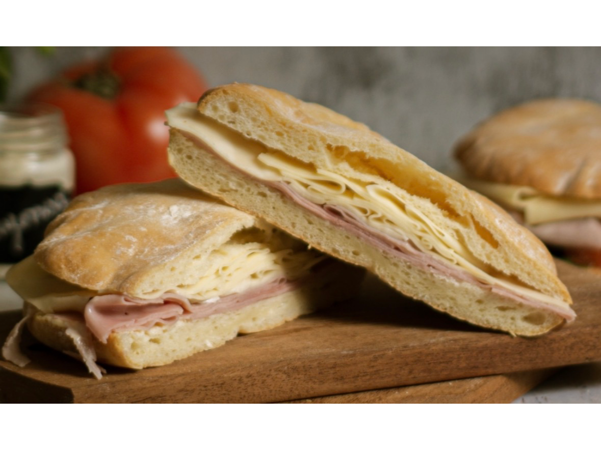 Sandwich pan tortuga jyq