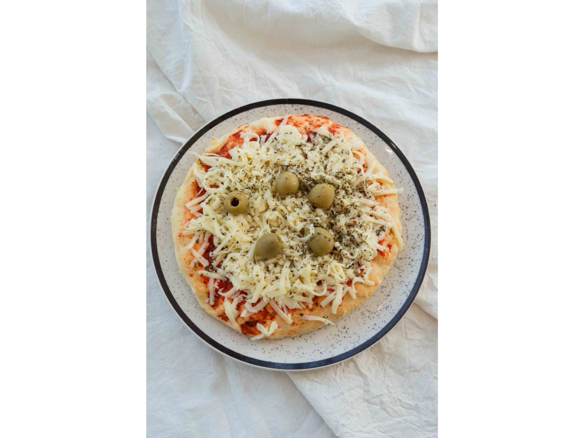 Pizza mediana muzzarela