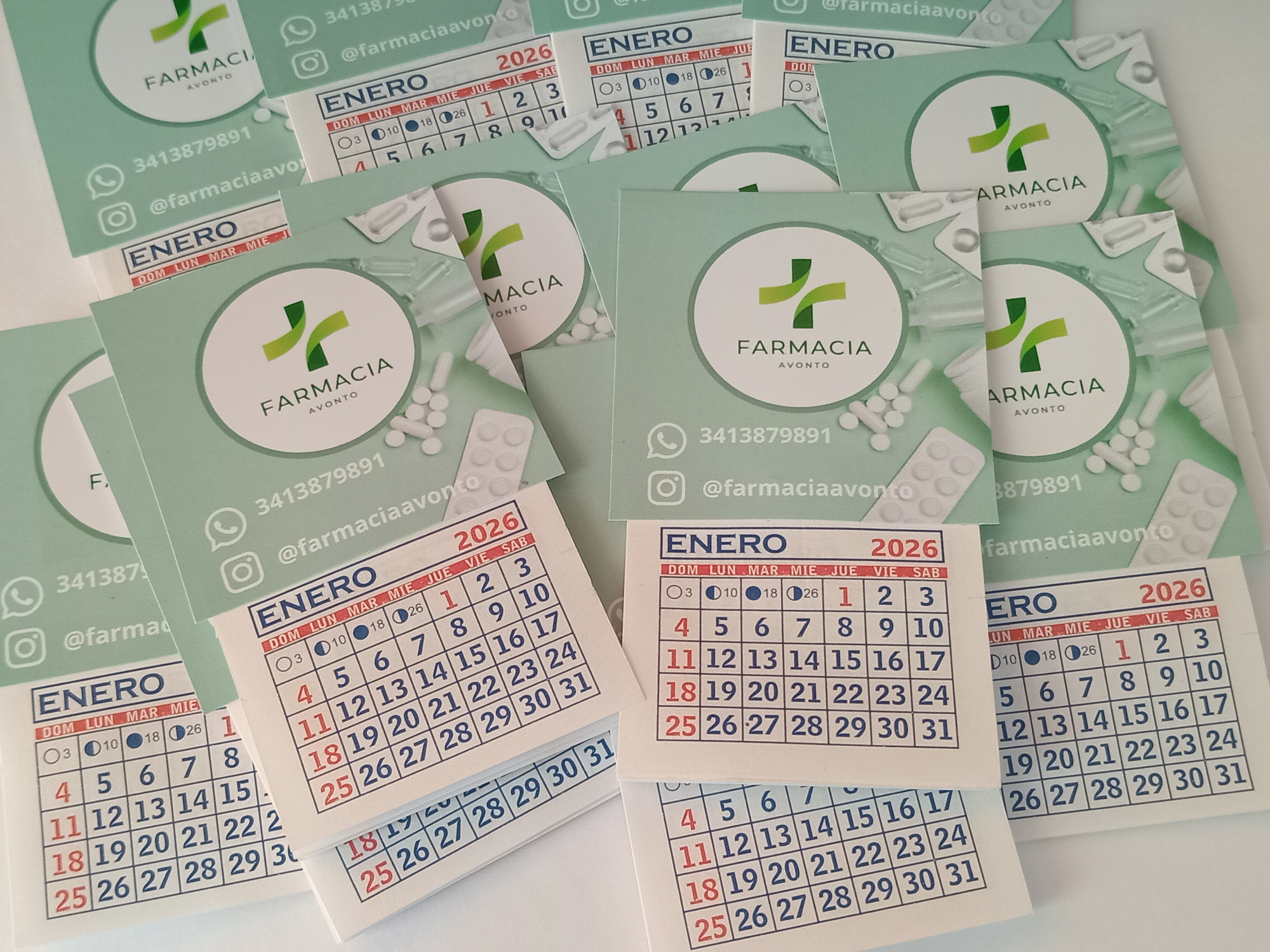 Pack x 50 imanes con calendario