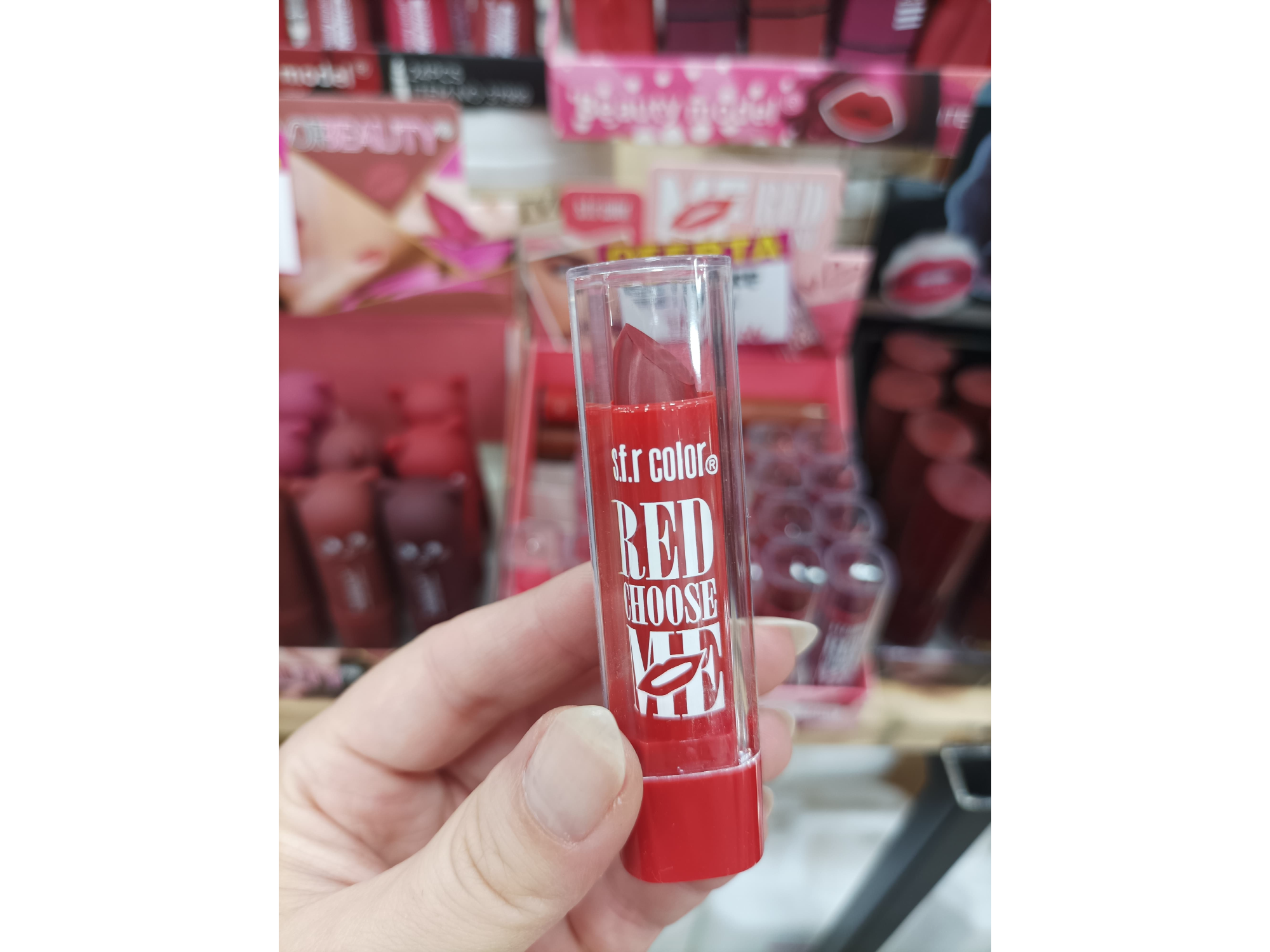 LABIAL RED CHOOSE ME