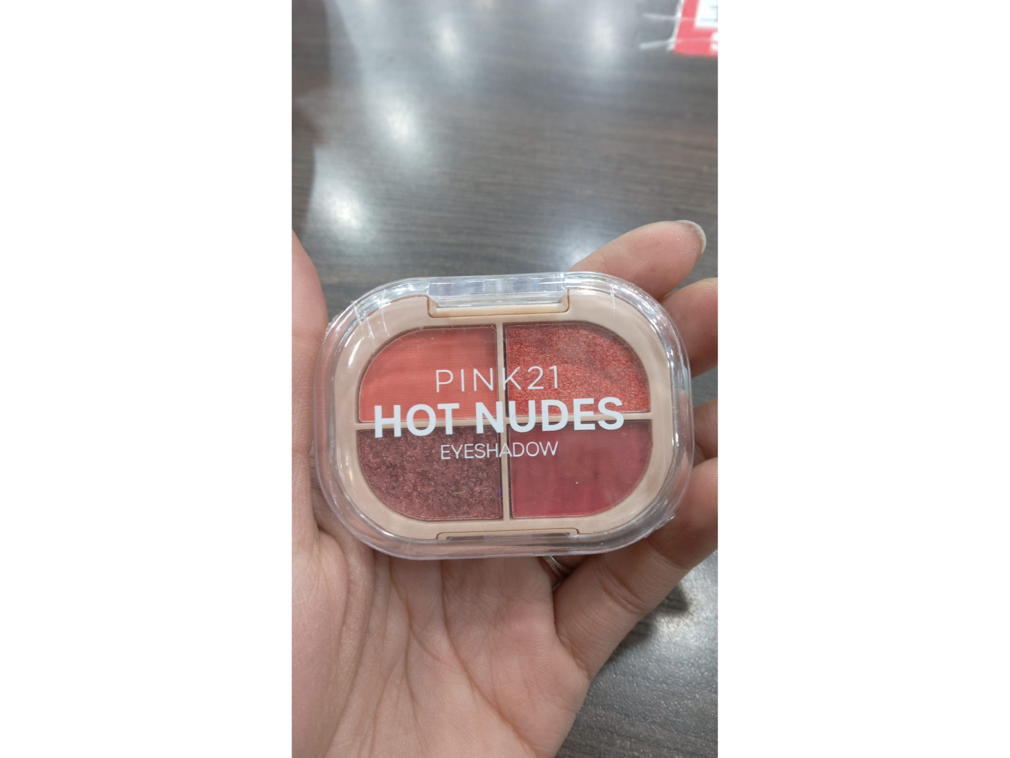 Hot Nudes. Eyeshadow PINK 21