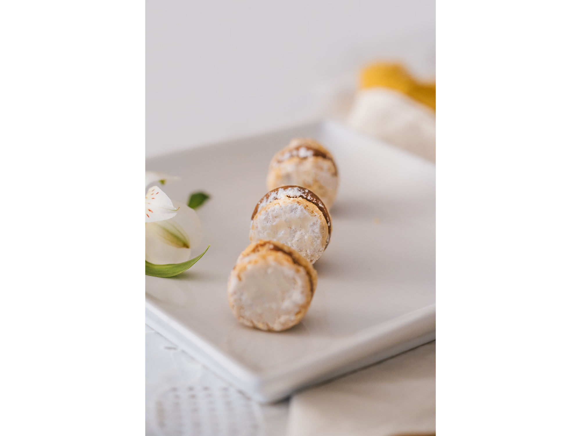 Alfajores Crocante de almendra
