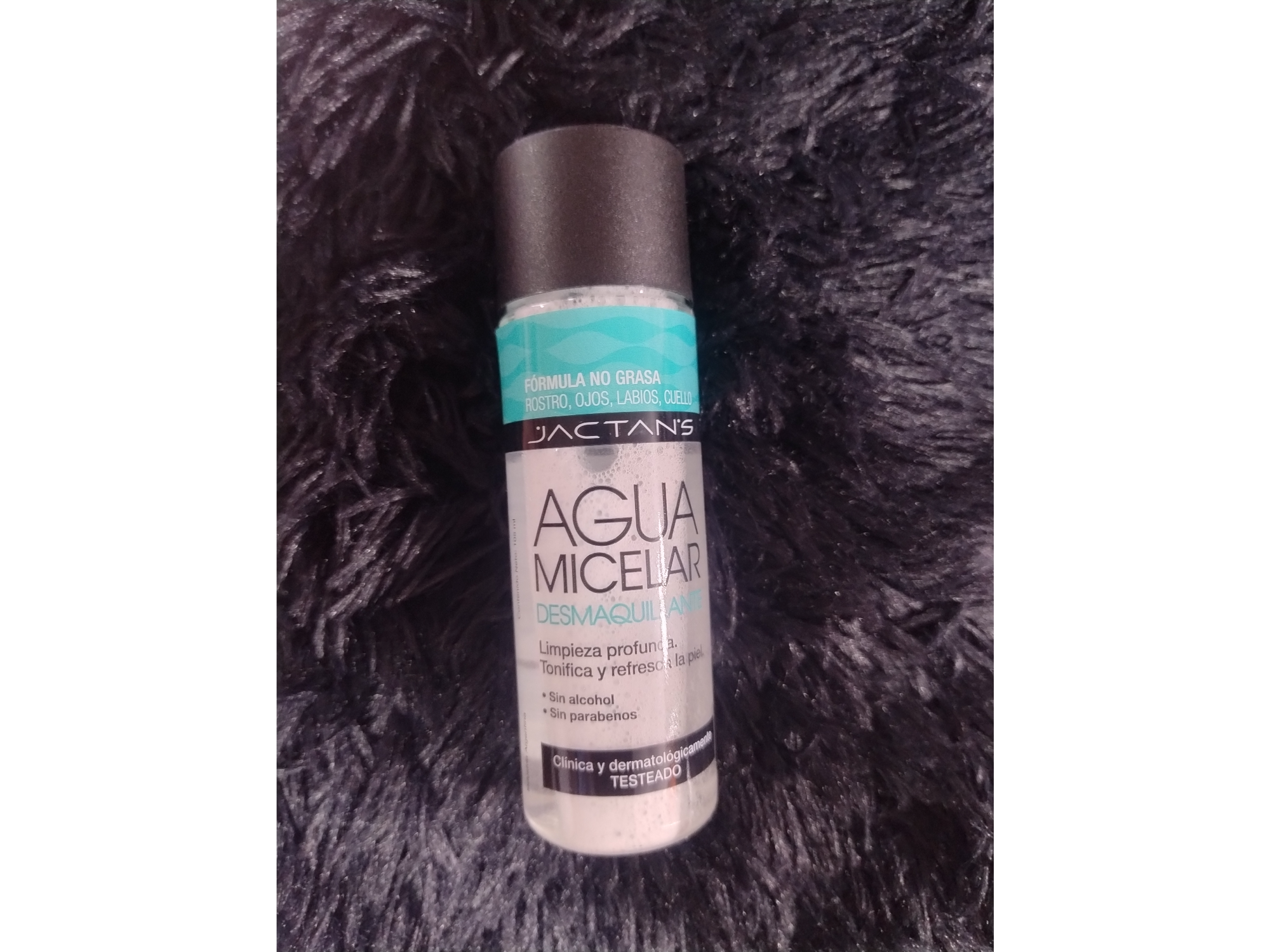 Agua micelar desmaquillante