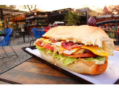 Sándwich de lomo completo de Escaleno - Delivery