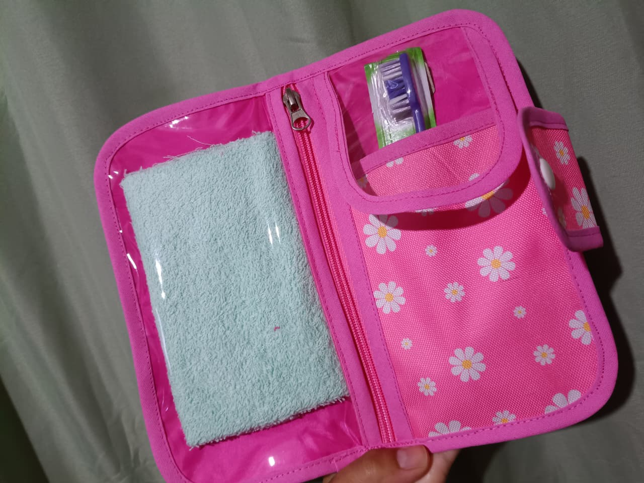 Estuche de higiene con tapa n3