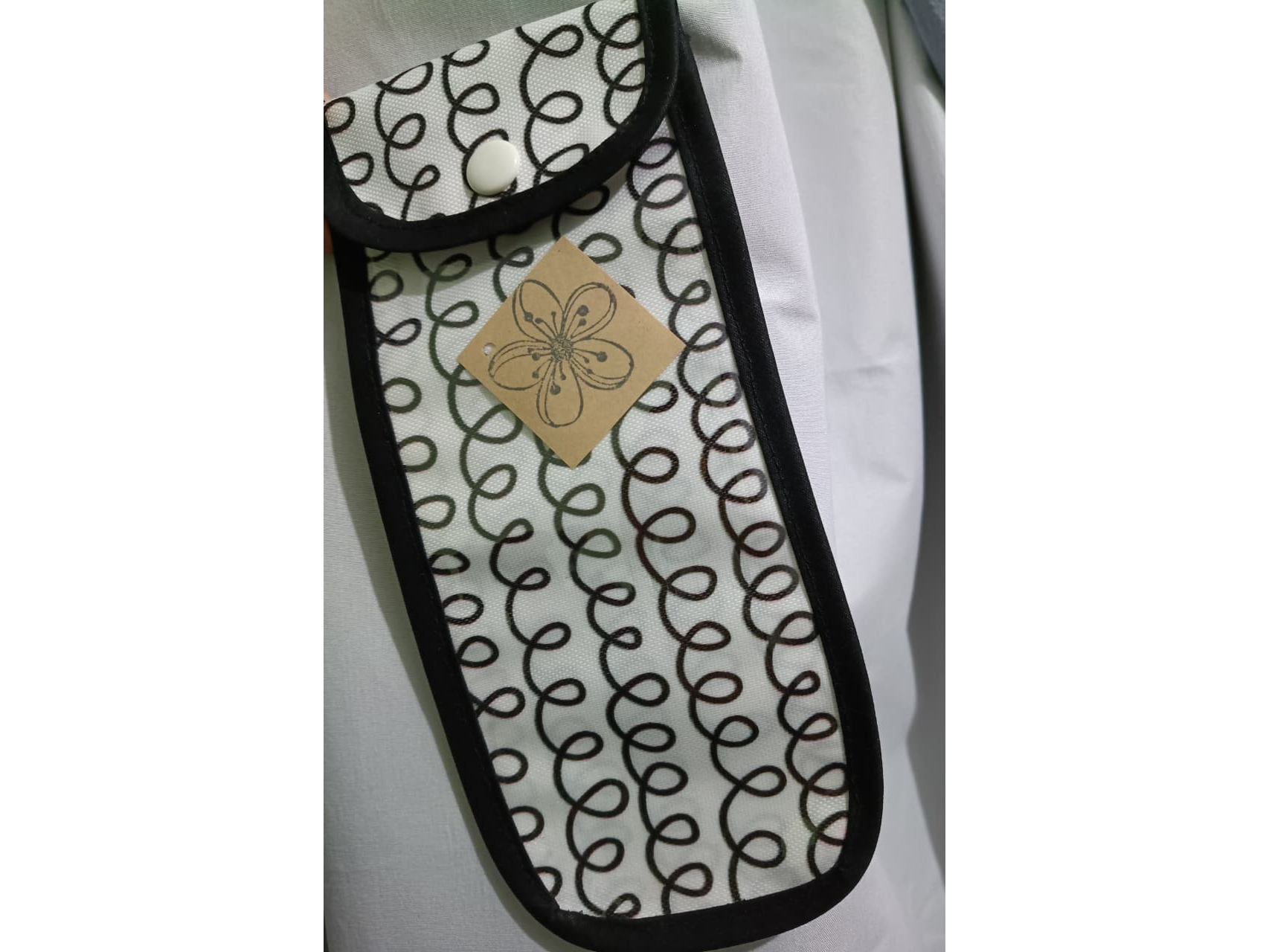 Porta cepillo de dientes y pasta n5