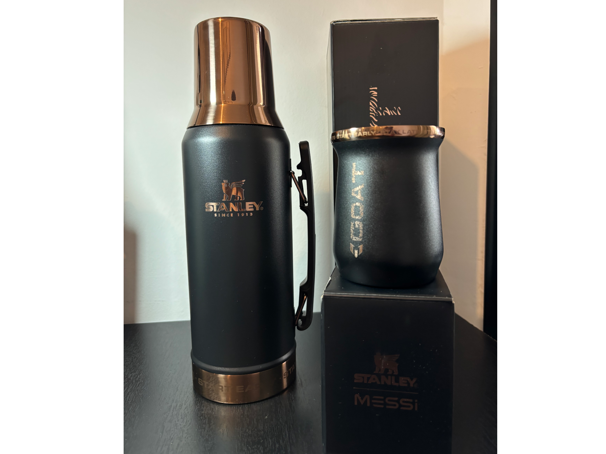 Set Mate Stanley Messi Original – Termo Mate System 1.2L + Mate Acero