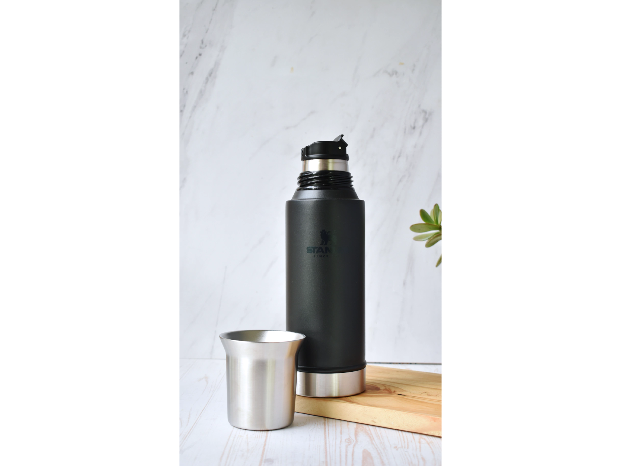 Termo System Stanley Negro - 800ML