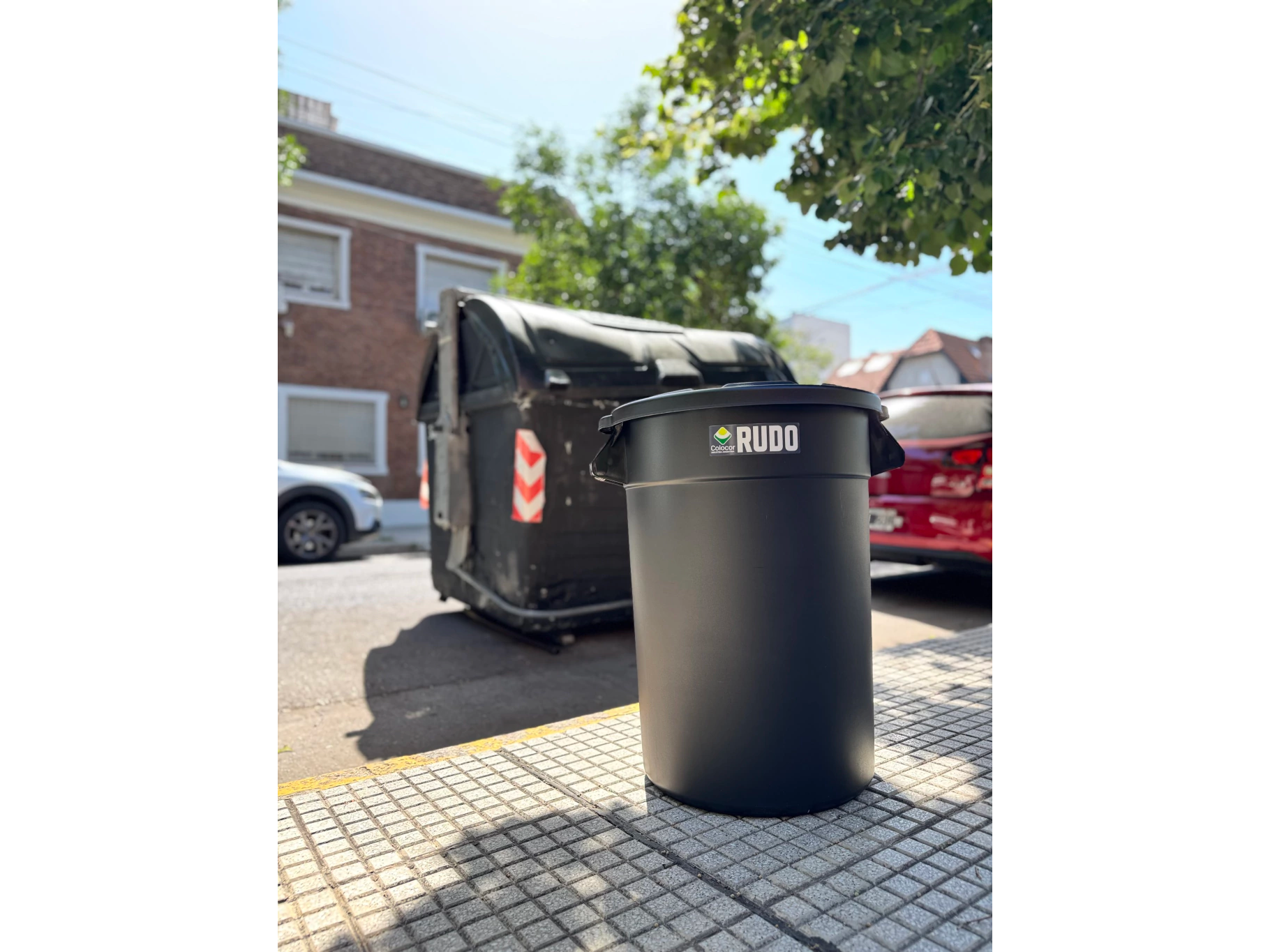 Recipiente Redondo RUDO 100 Litros C/Tapa – Art. 8346