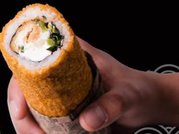 Champiñon cebolla acaramelizada  nueces queso