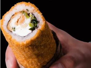 Carne queso gauda palta cebollín