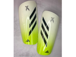 Canillera de fútbol Adidas - Importada