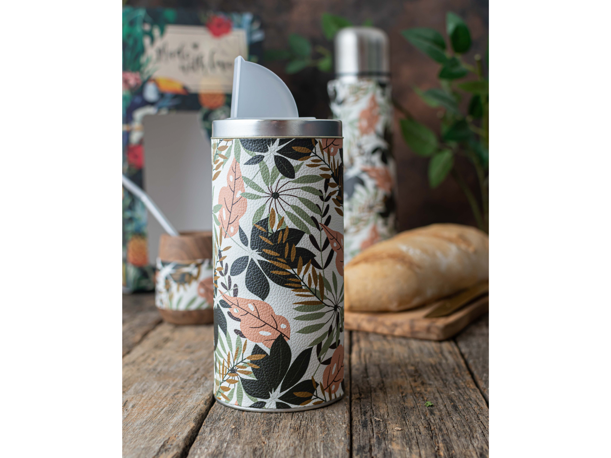 Lata Pico Vertedor Redonda Grande eco-cuero