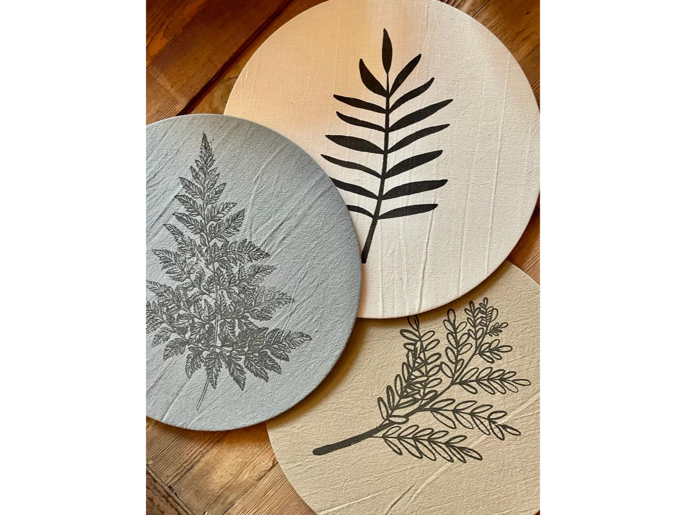 Plato de sitio tusor Hojas