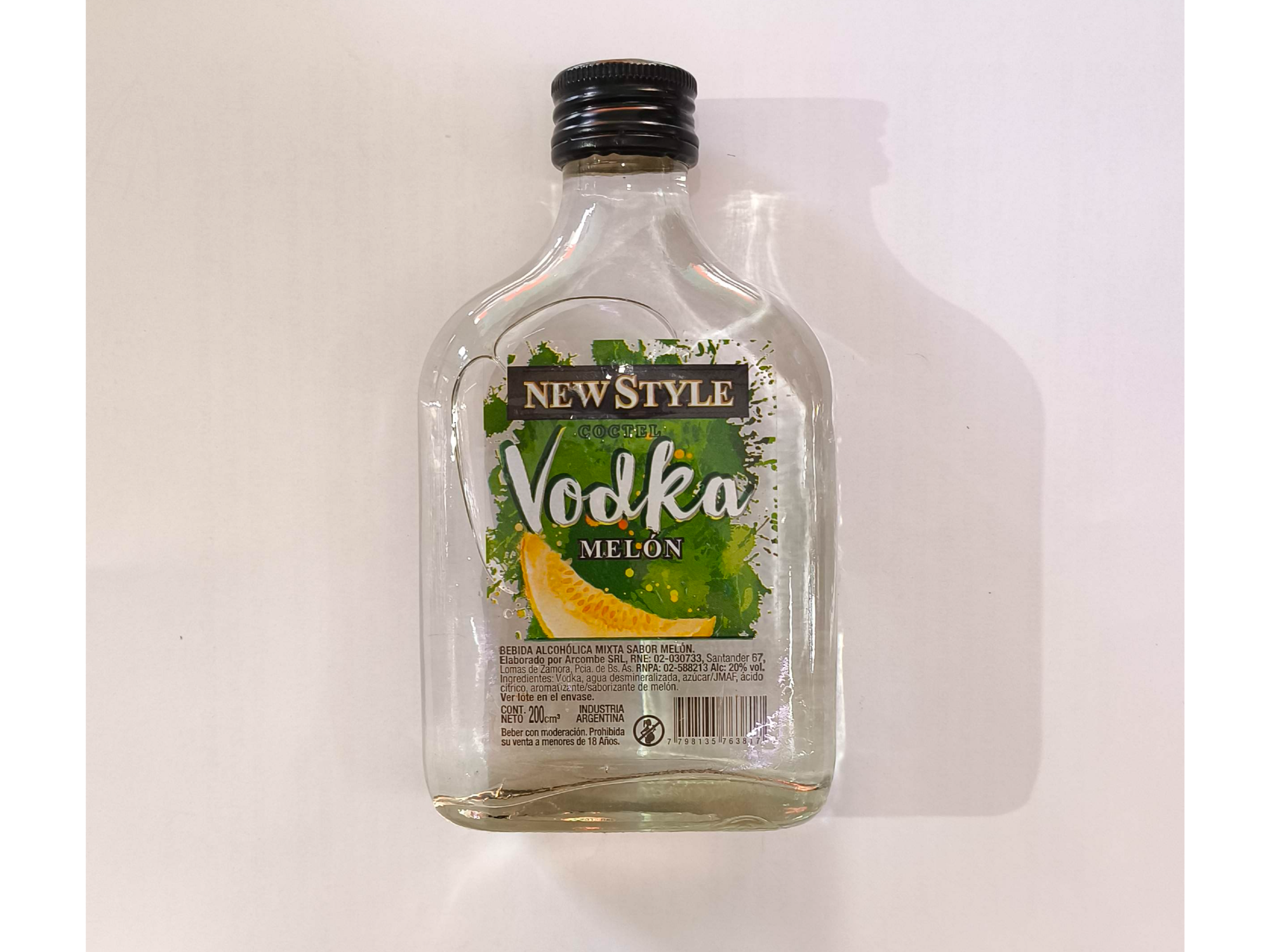 Petaca vodka new style melón 200cc