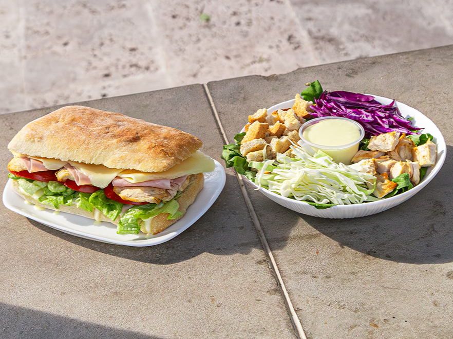 1 Sándwich + 1 Ensalada