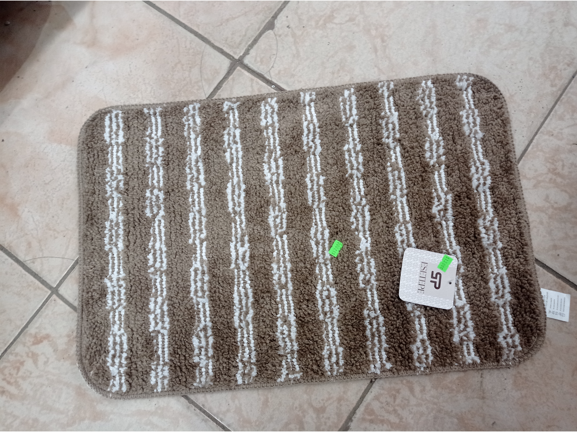 Alfombra peludita
