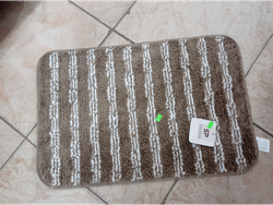 Alfombra peludita