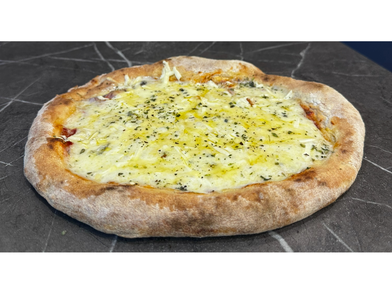 CUATRO QUESOS NAPOLITANA