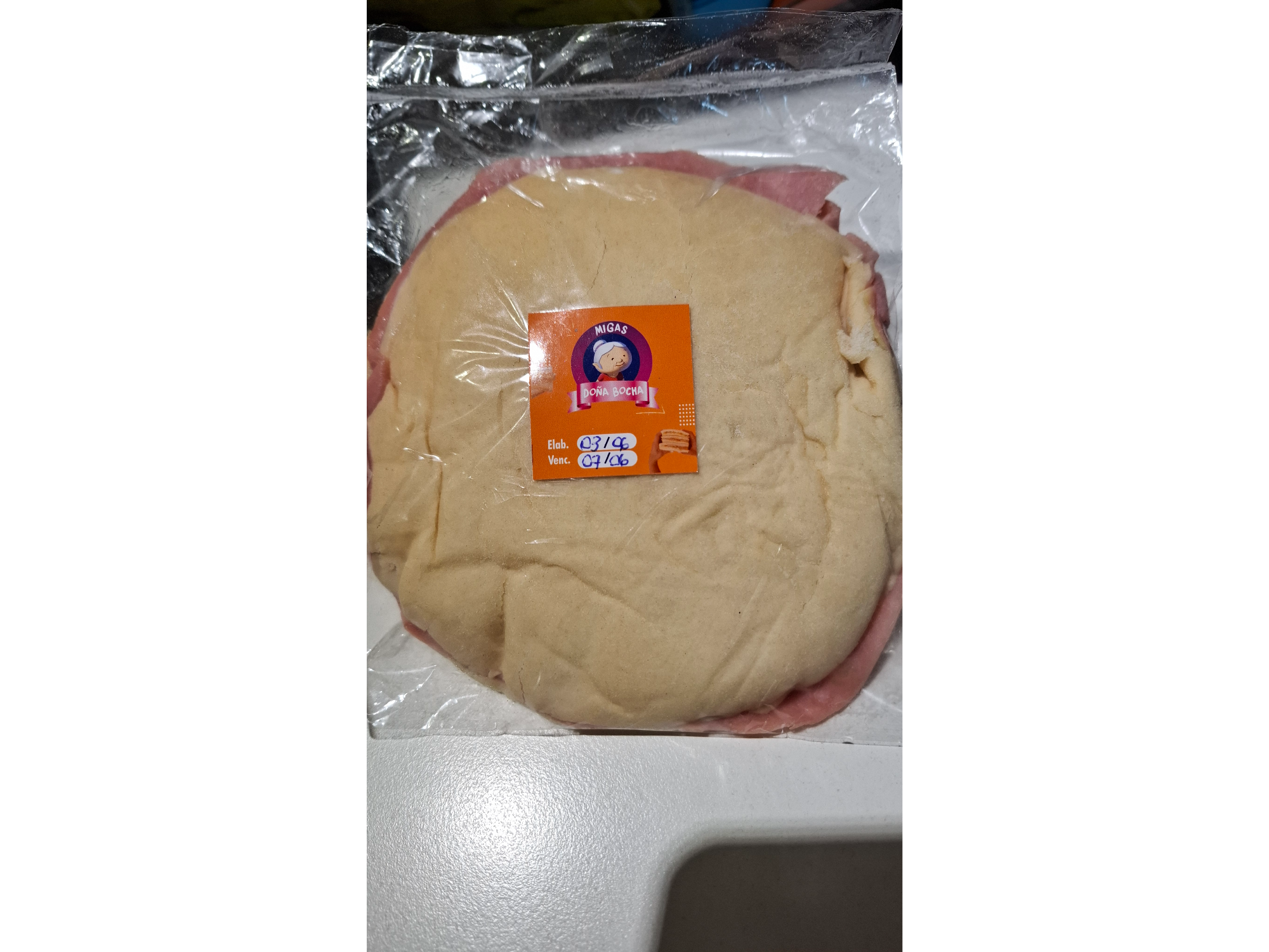 Tortuguita Pan Arabe Jamon y Queso
