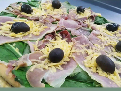 Jamón crudo y rúcula