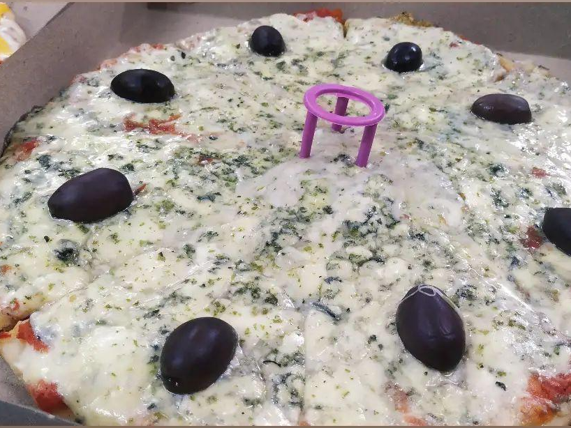 Pizza Azul (Roquefort)
