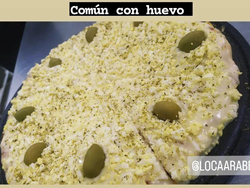 Común con huevo